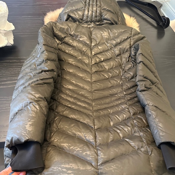 Andrew Marc Womens Green Quilted Down Jacket, Removable Hood - Size Medium - Picture 3 of 10